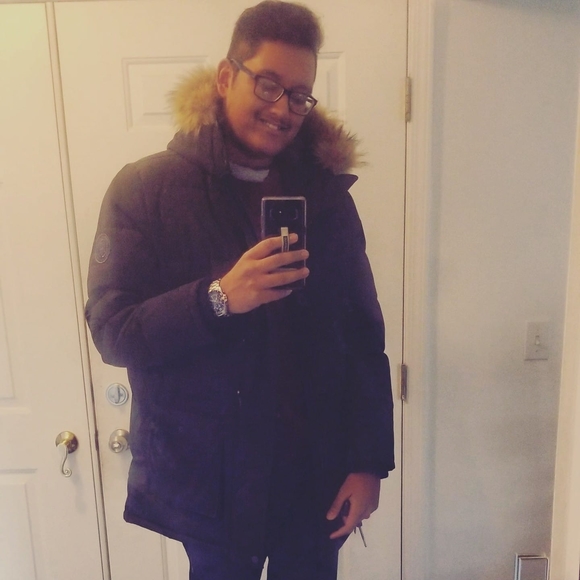 Meet your Posher, Murad - Picture 1 of 1